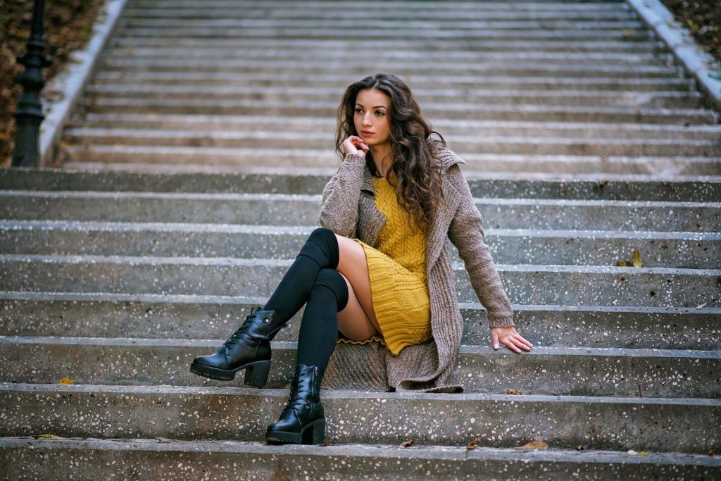 ghete-cu-blana-sireturi